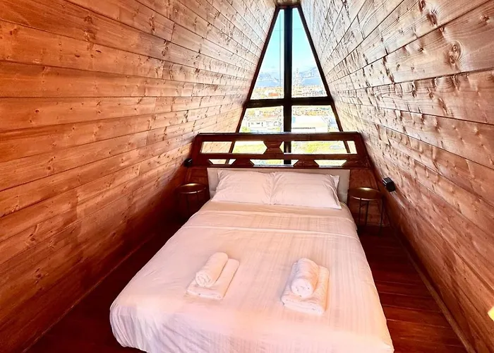 Escape To Nature Calm Intirana Апартаменты *