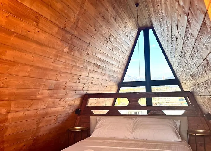 Апартаменты Escape To Nature Calm Intirana *