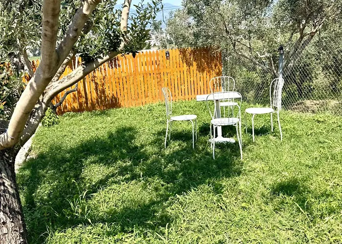 Escape To Nature Calm Intirana Тирана